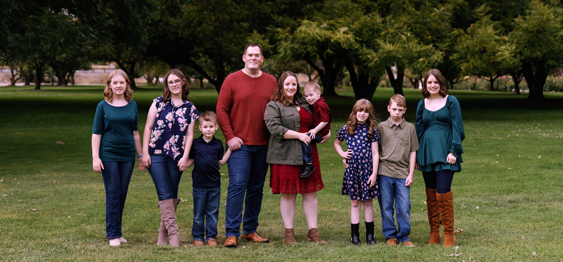 Tyler Haueter with his wife and seven children in Yakima County, Washington